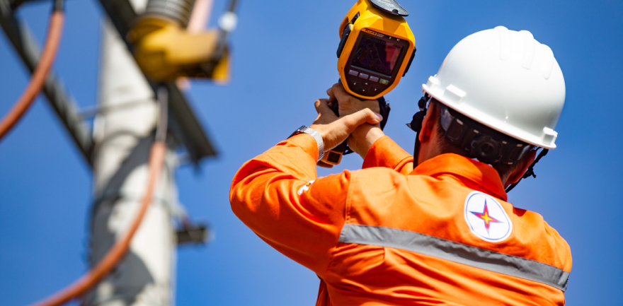 Hiểu Về Điện Năng Lượng Tái Tạo: Cơ Hội Và Thách Thức Tại Việt Nam